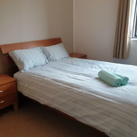 Double Bed Near City Centre Apartment Dublin